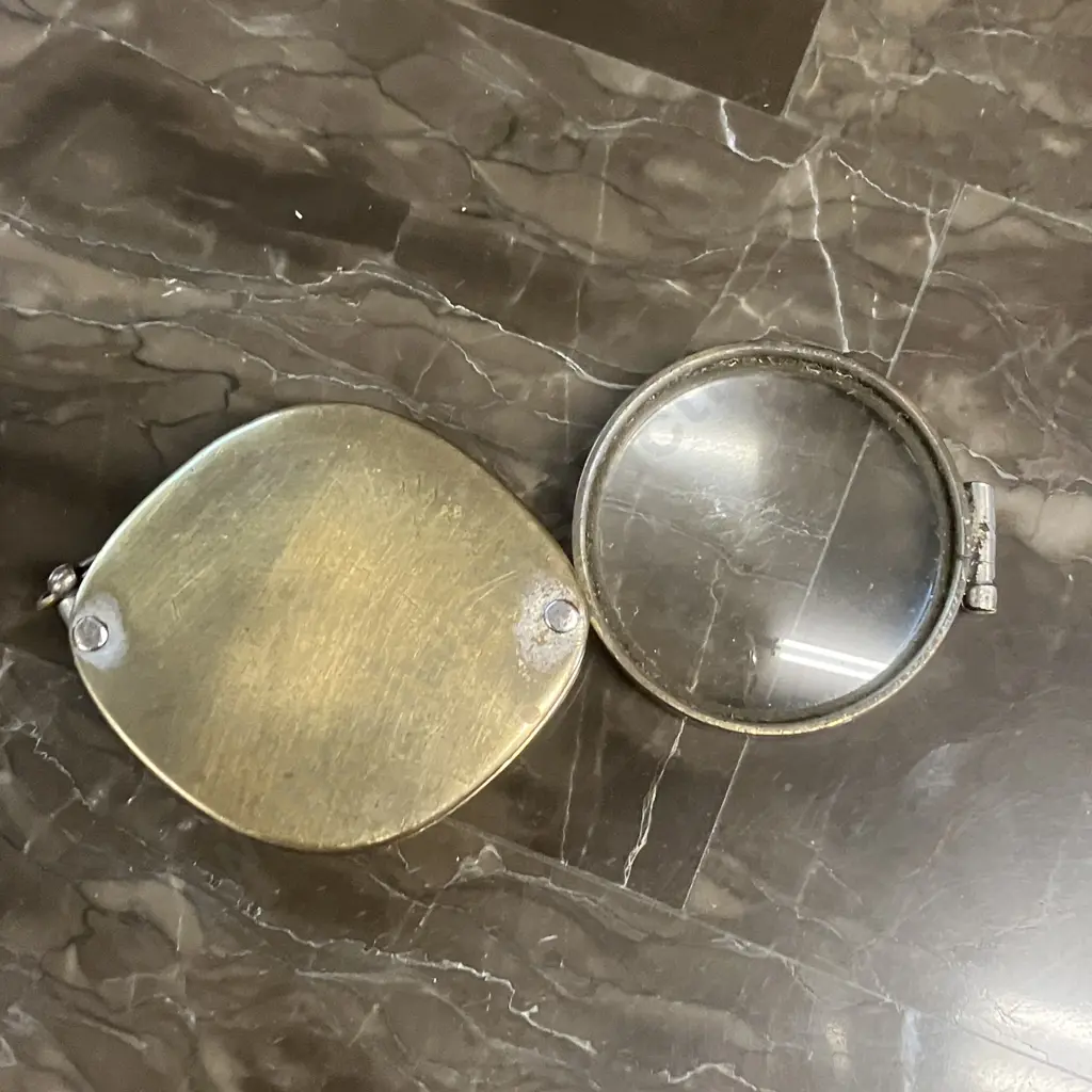 Antique Brass Cased Folding Magnifying Glass Image 1++