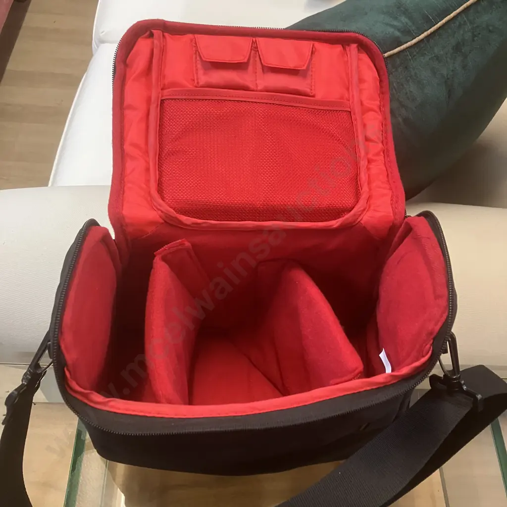 Pentax Z-10 Black Body 35mm SLR Film Camera With Pentax-FA 1:3.5-4.7 28-80mm Lens With Canon Carry Bag Image 1++