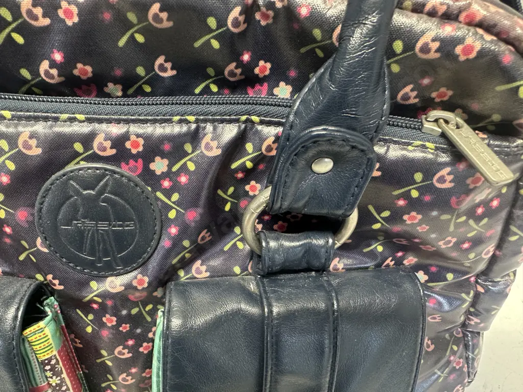 Lassig Carry On Luggage Bag Image 1++