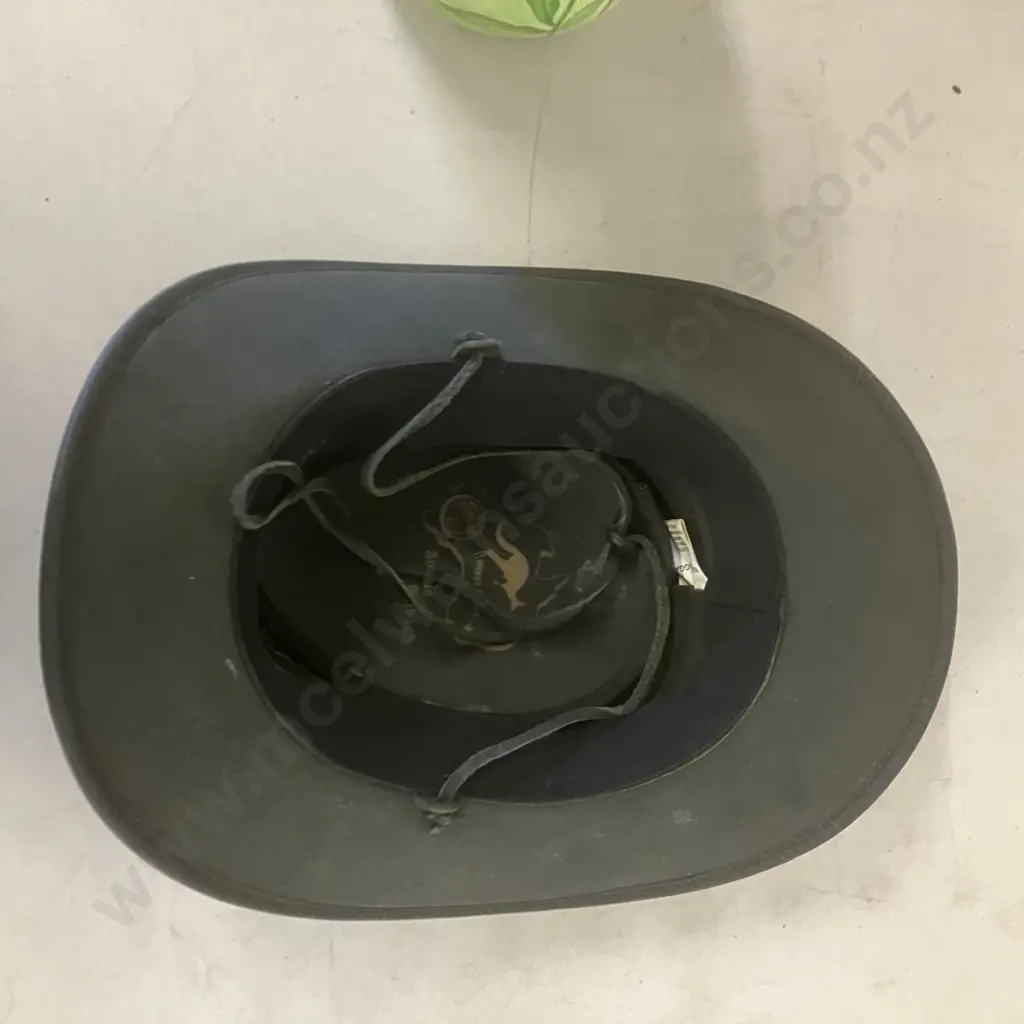 Wagga Wagga Size L Leather Hat by Outback Trading NZ Image 1++