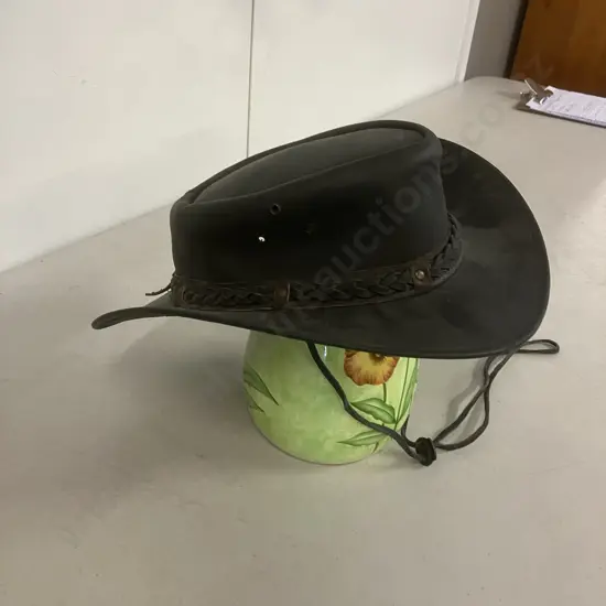 Wagga Wagga Size L Leather Hat by Outback Trading NZ