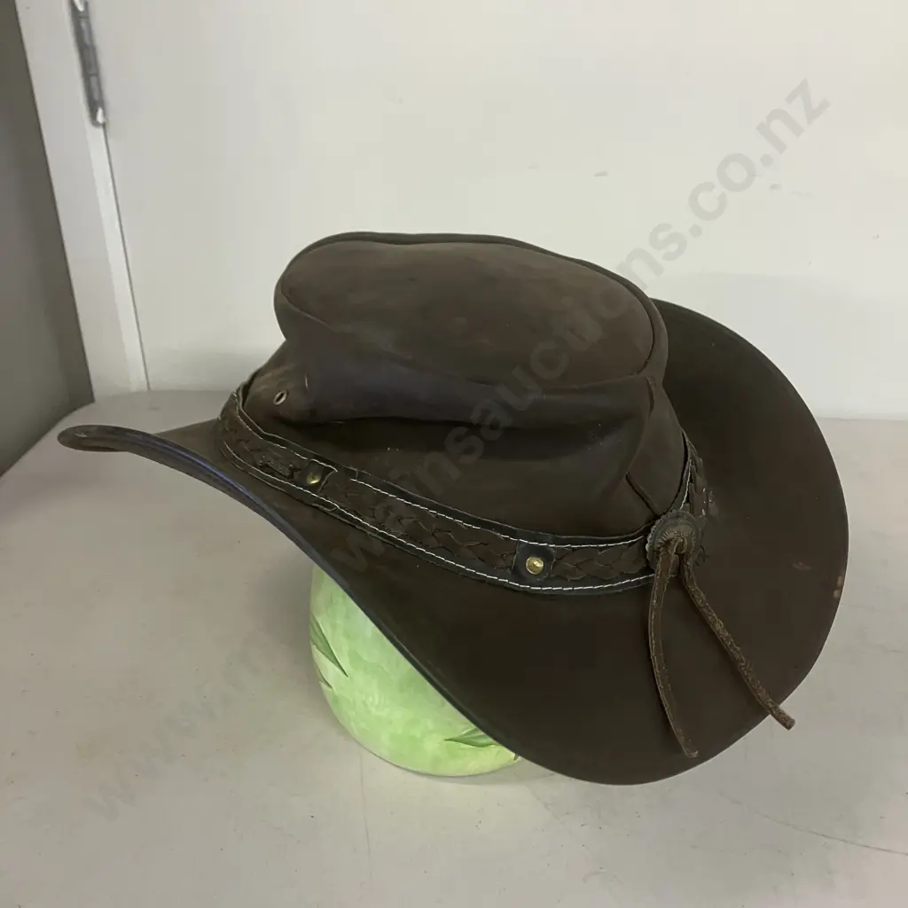 Wagga Wagga Size XL Leather Hat by Outback Trading NZ Image 1++
