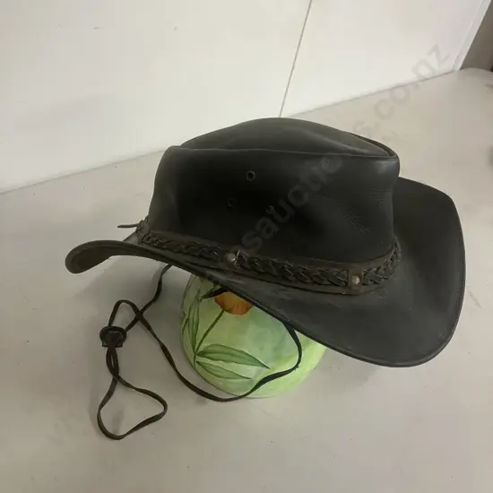 Wagga Wagga Size XL Leather Hat by Outback Trading NZ