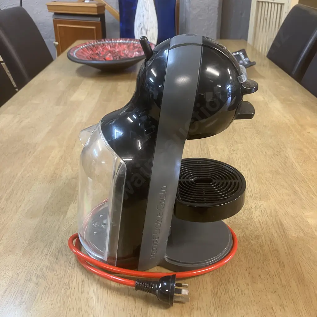 Nescafe Dolce Gusto Mini Me Automatic Coffee Machine -  Black & Grey Image 1++