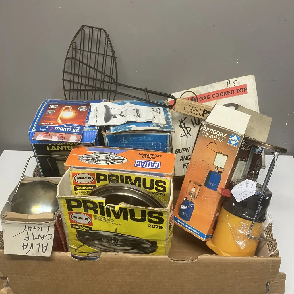 Box lot Assorted Vintage Camping Items, Grill Pro Image 1++