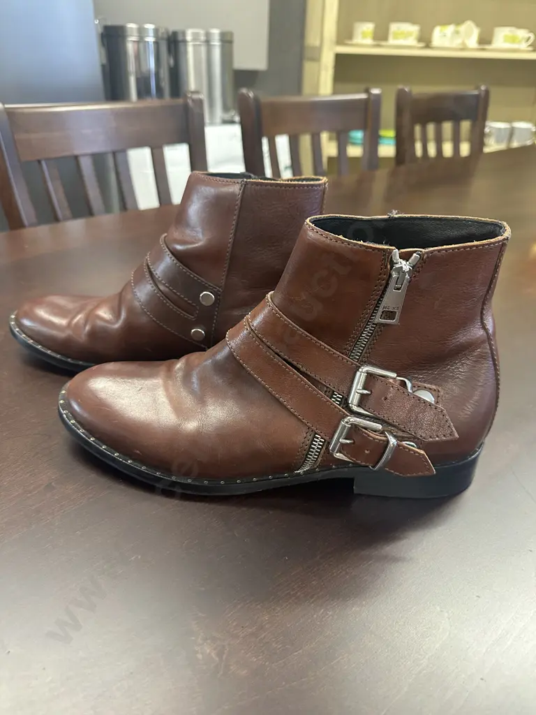 Italian Just Cavalli Boots Size 42 Image 1++