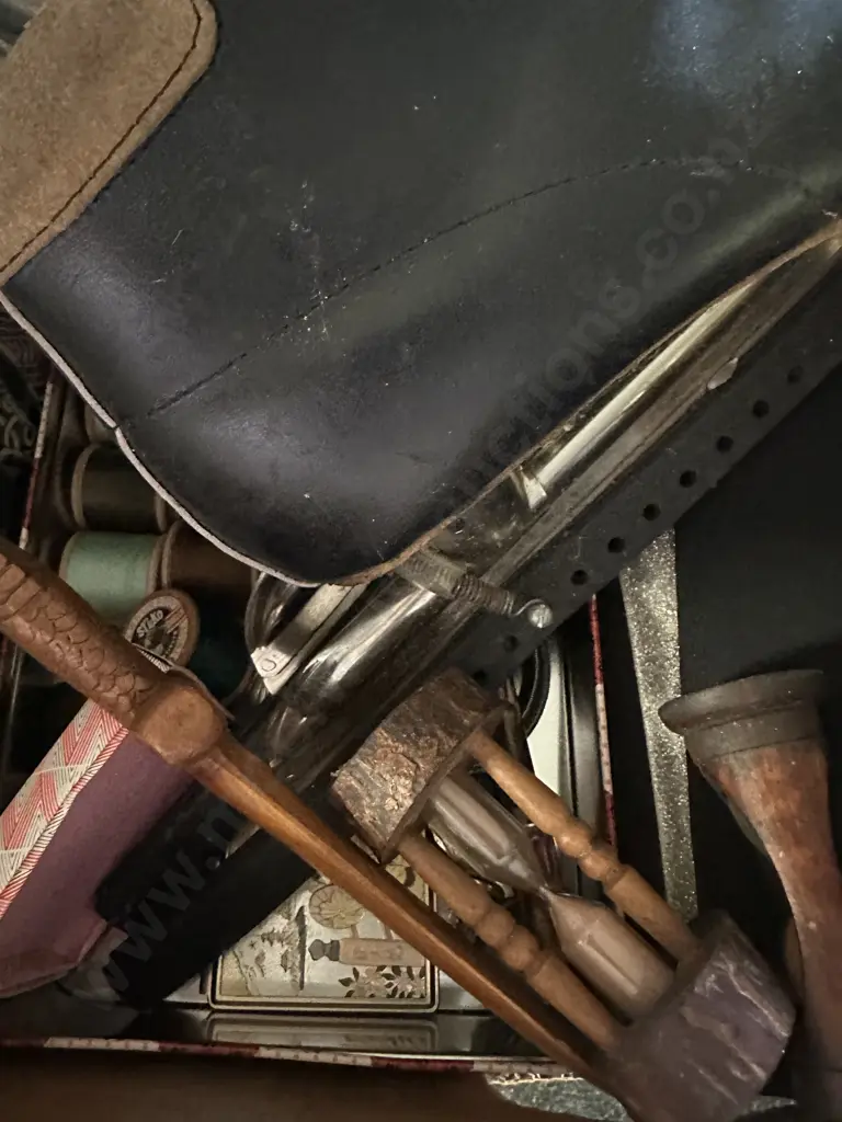 Box Lot Including Gilt Frame, Clutch Bags, Wooden Ware etc Image 1++