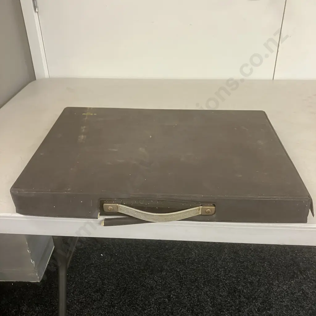 Tecnostyl 620 Vintage Portable Drafting / Drawing Board In Case - 35 x 50cm Image 1++