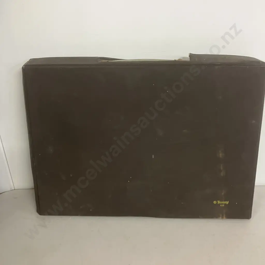Tecnostyl 620 Vintage Portable Drafting / Drawing Board In Case - 35 x 50cm Image 1++