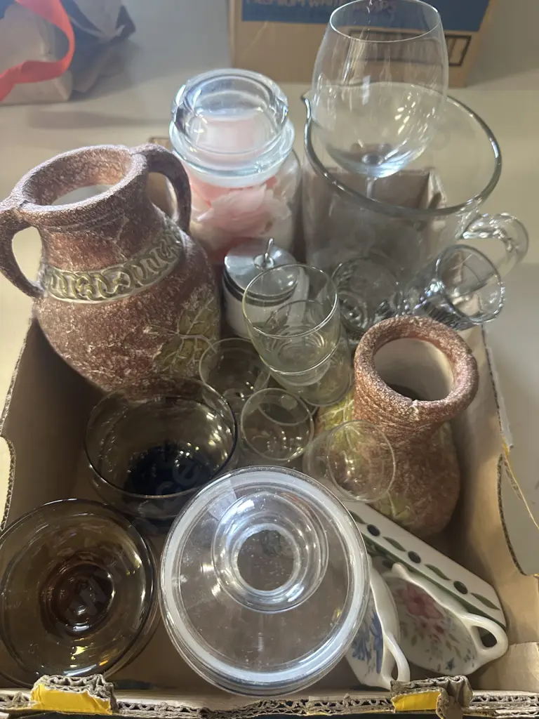 Box Of Pottery Vases, Glassware Items Etc Image 1++