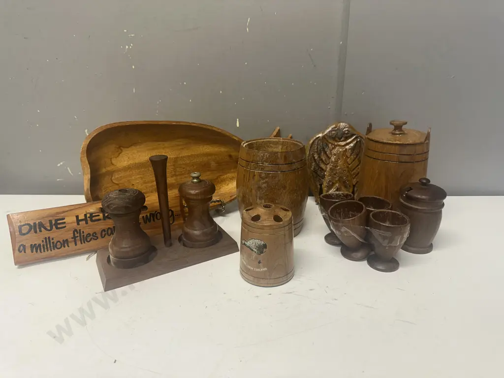 Selection of Woodenware Items Image 1++