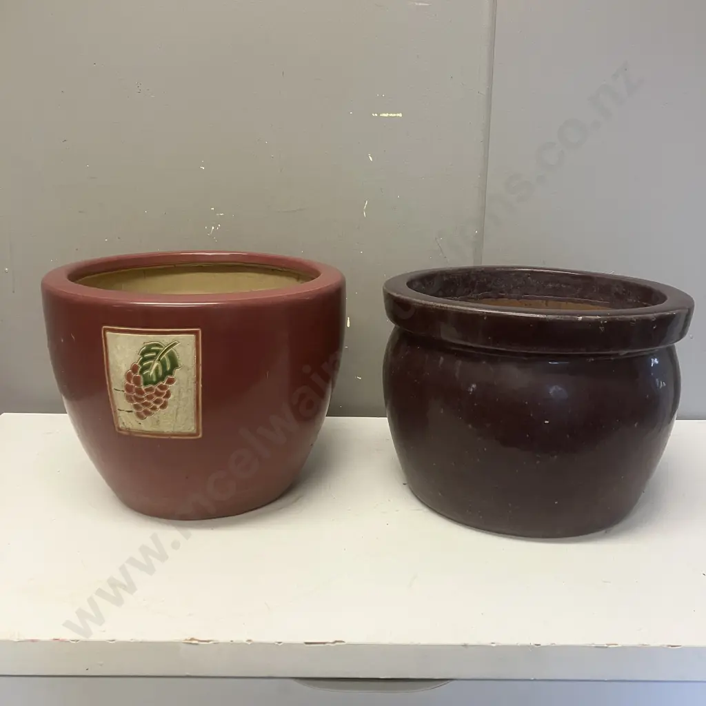 Burgundy & Purple Plant Pots. 23.5 x 30cm & 22 x 31cm Image 1++