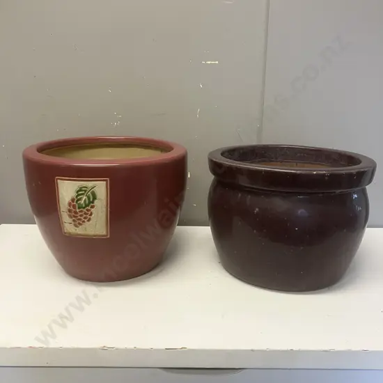 Burgundy & Purple Plant Pots. 23.5 x 30cm & 22 x 31cm