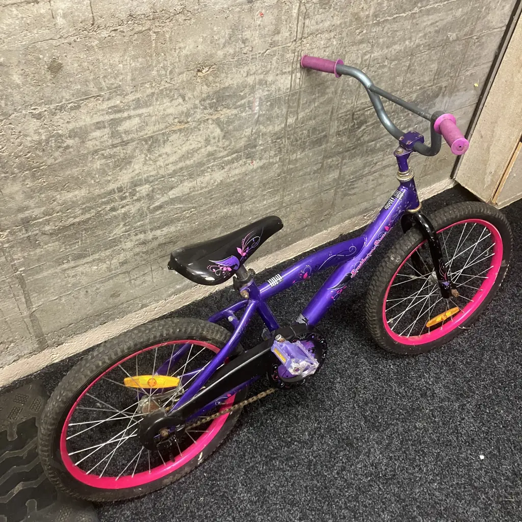 Southern Star Purple & Pink Kids Bike Image 1++
