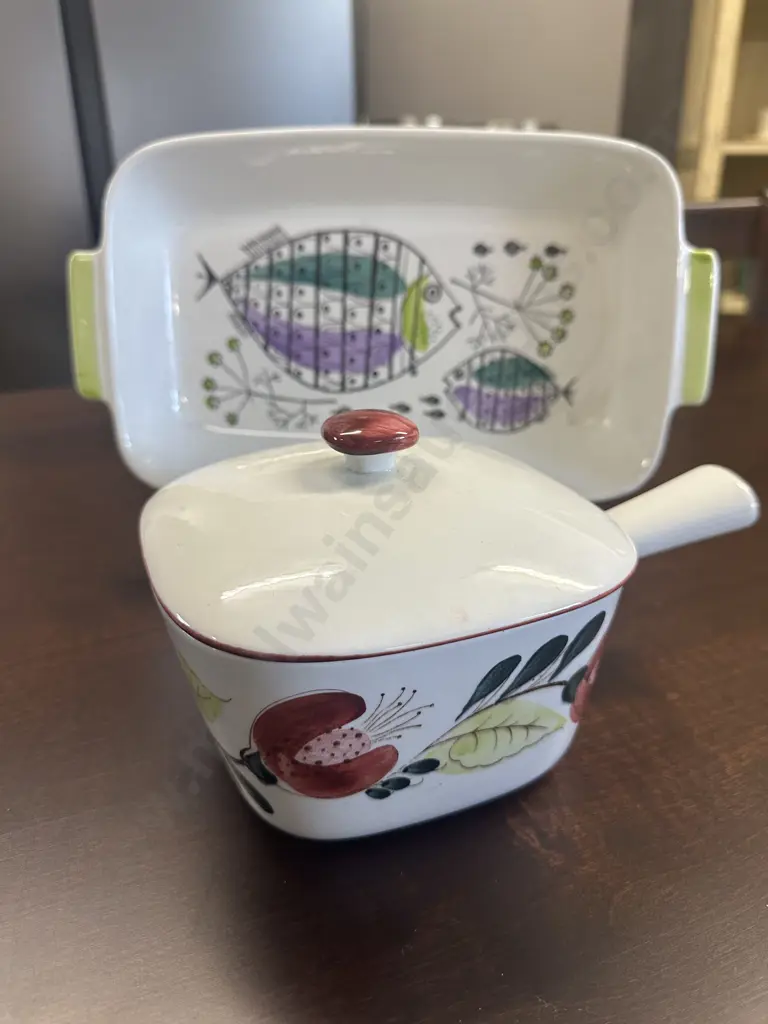 Rorstarand 'Picknick' Covered Dish With Perri Ovenware Dish  Image 1++