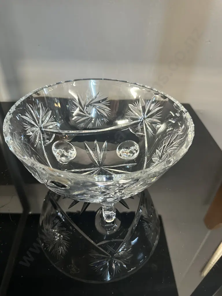 Vintage Tri Footed Diamond Crystal Bowl H10,Dia20cm. Image 1++