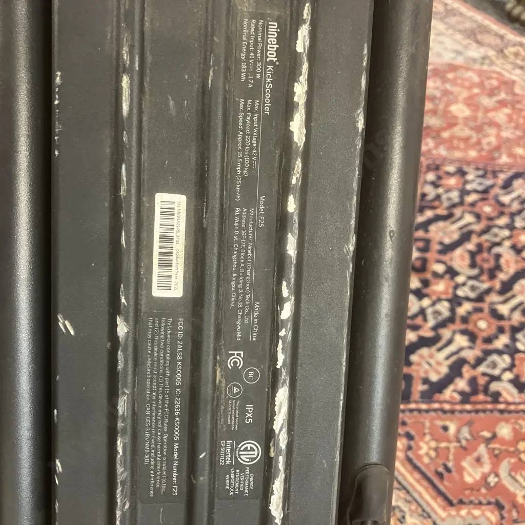 Segway Ninebot F25 Electric Kick Scooter (no Charger) Image 1++