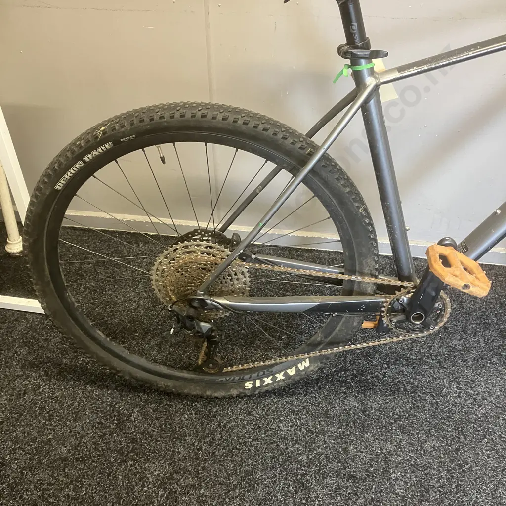 Scott Scale 965 Grey Mountain Bike XL Image 1++