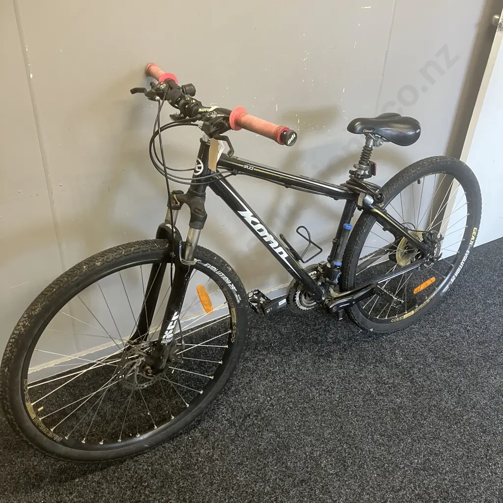 Black KONA Splice Bicycle Image 1++