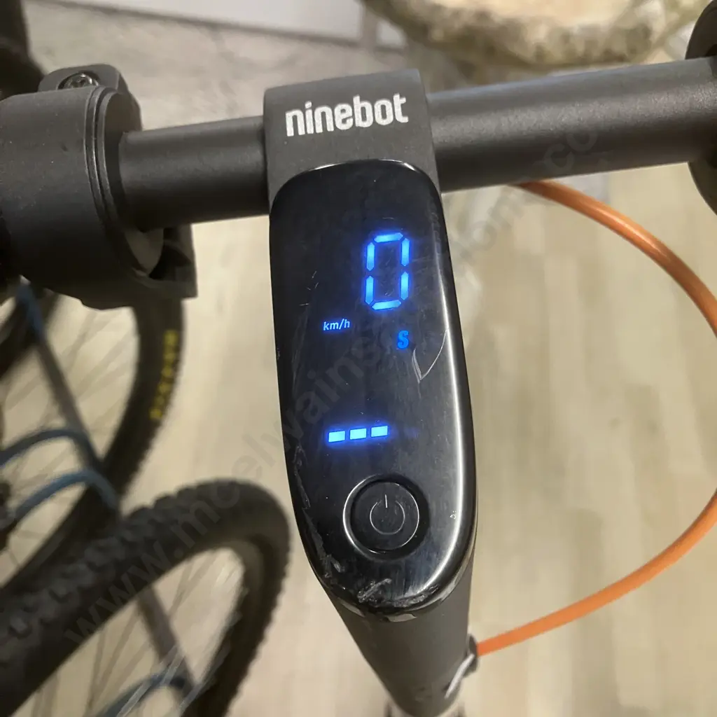 Segway Ninebot F Series F30 Electric Kick Scooter (no Charger) Image 1++