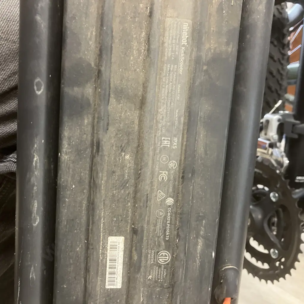 Segway Ninebot F Series F30 Electric Kick Scooter (no Charger) Image 1++