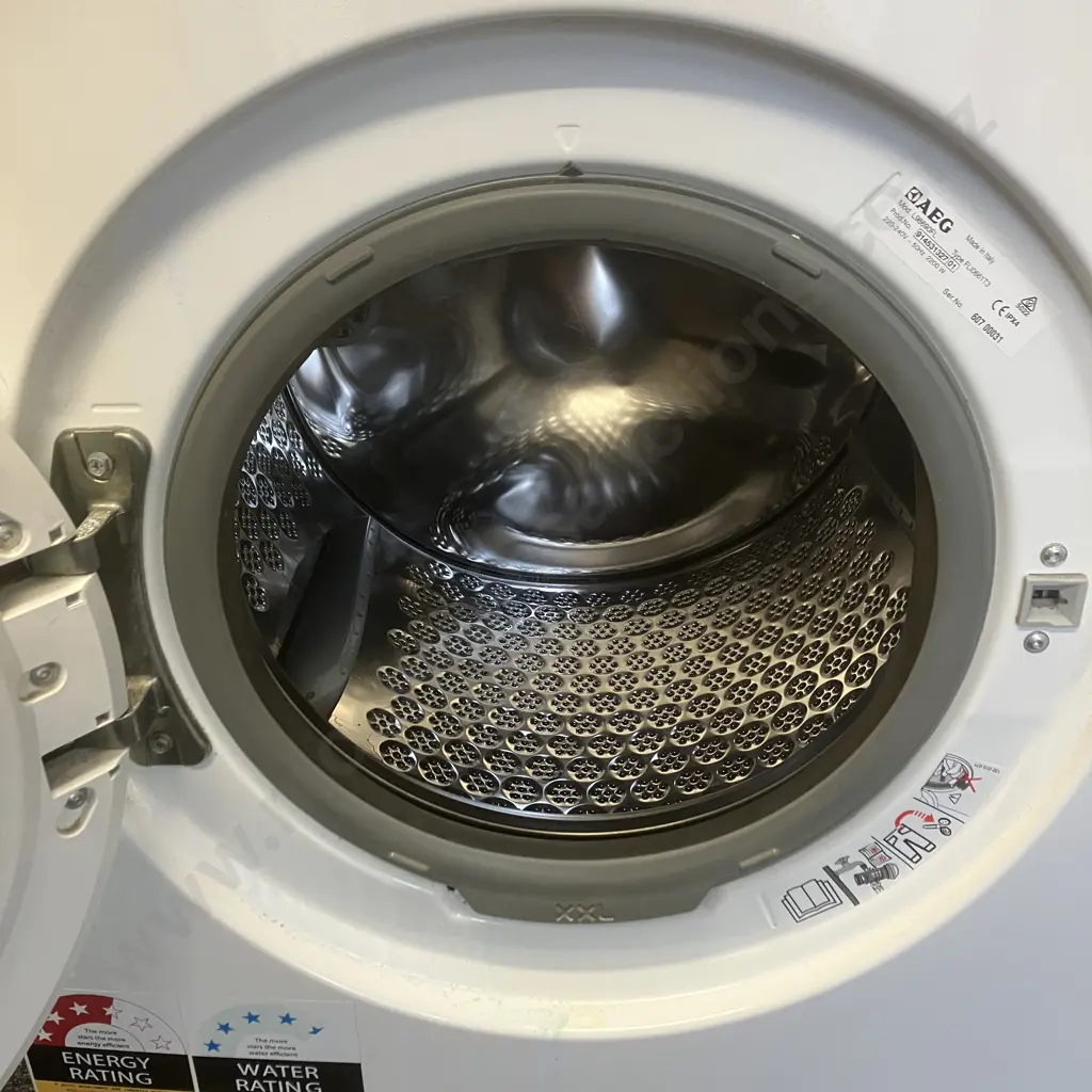 AEG 9kg ProTex Series 9 Front Load Washing Machine L98690FL Image 1++