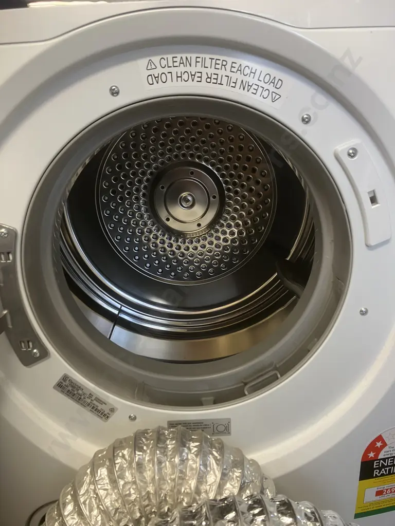 Electrolux 6.0 Kg Vented Tumble Dryer RD62265W Image 1++