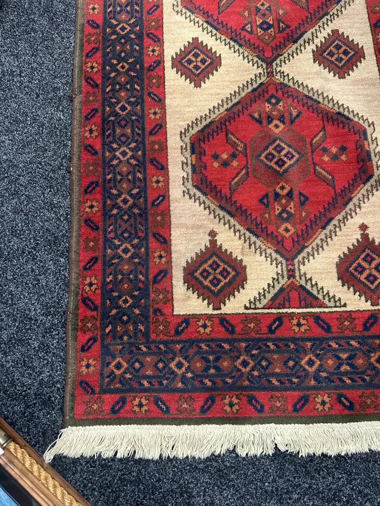 Belgium Floor Rug - Karijen Persian Look Rug. 160 x 96cm Image 1++