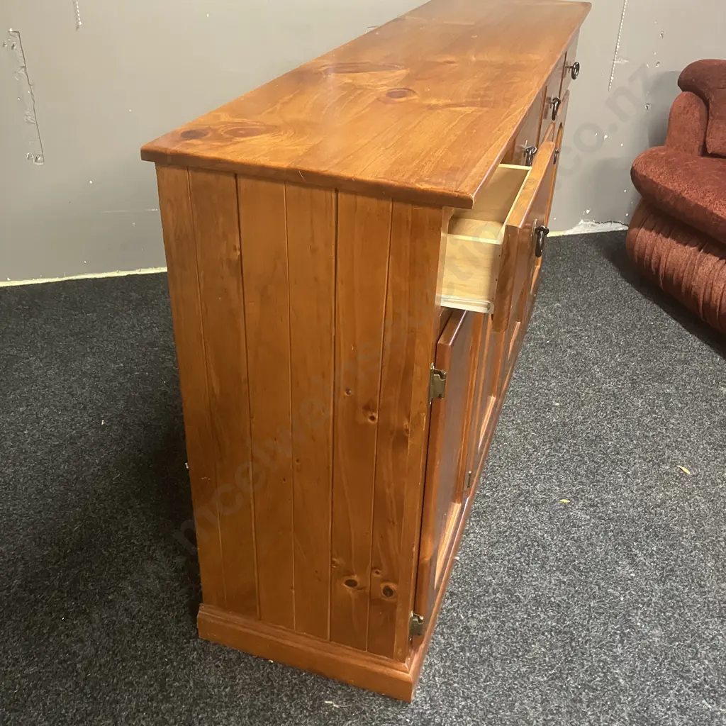 Pine Buffet, 4 Drawer, 4 Door, Black Steel Ring Handles. H87 W158.5 D40cm Image 1++