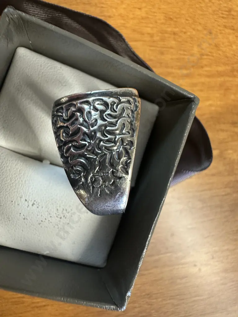 Stamped Sterling Silver Horse Shoe Biker Signet Ring Image 1++