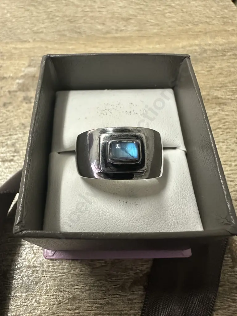 Stamped Dome Shaped Signet Ring With Blue Stone  Image 1++