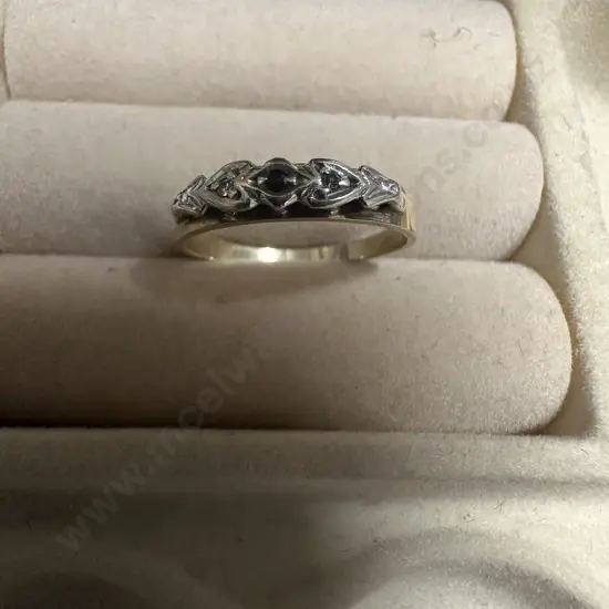 Gold Ring Stamped 375 With Small Ruby Stone & Diamonds Each Side