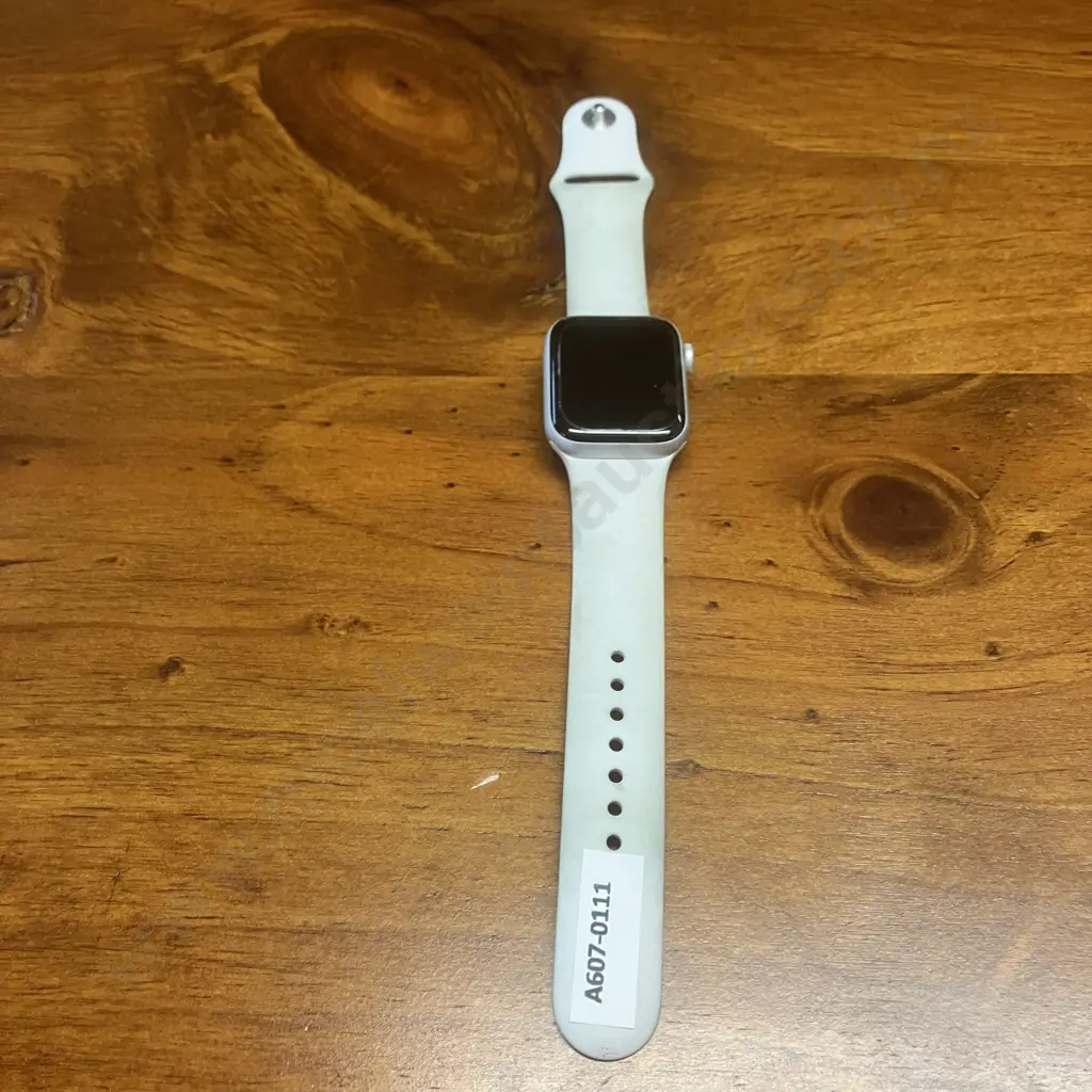 Apple Watch Series 6 - (Serial #A2291 H4HDJ5Z4Q1RM) Image 1++