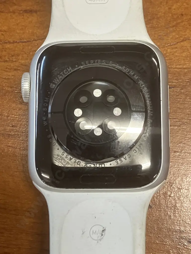 Apple Watch Series 6 - (Serial #A2291 H4HDJ5Z4Q1RM) Image 1++