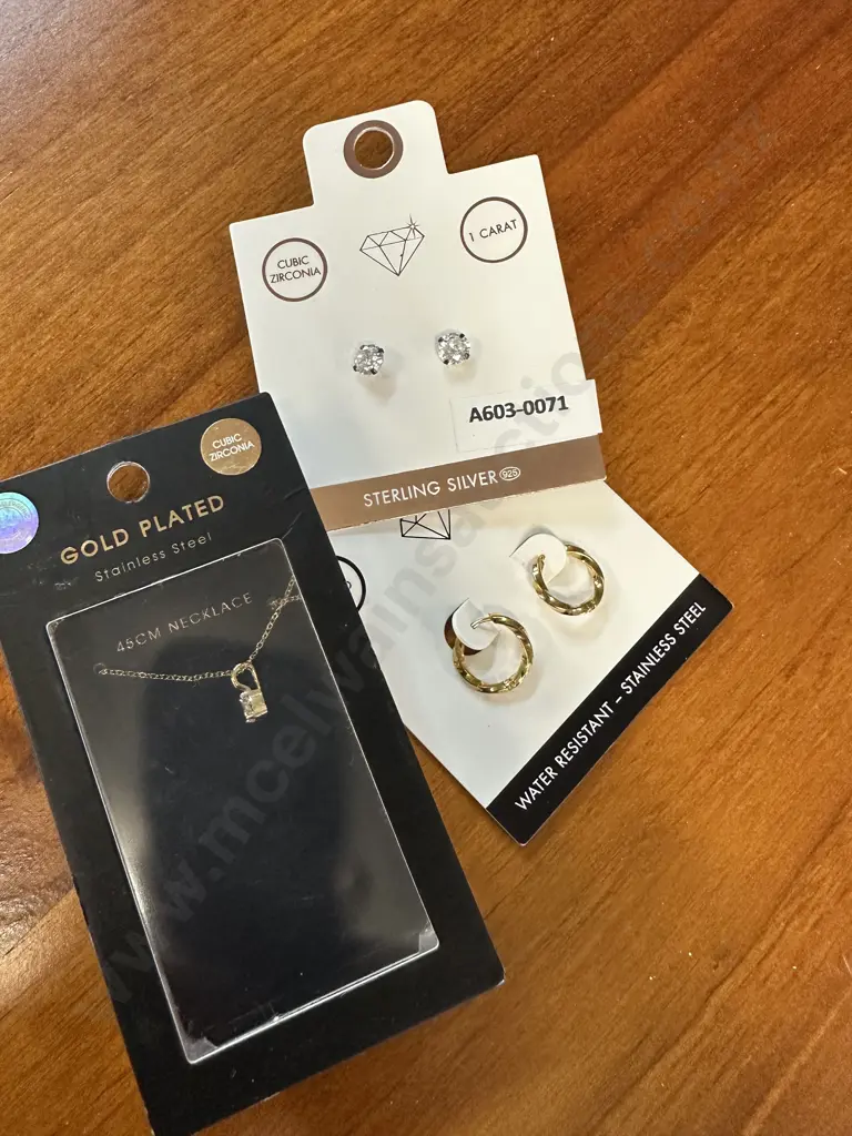 Heart Shaped Pendant With Clear Stone, 2 Pair of Earrings & Necklace With Pendant Image 1++