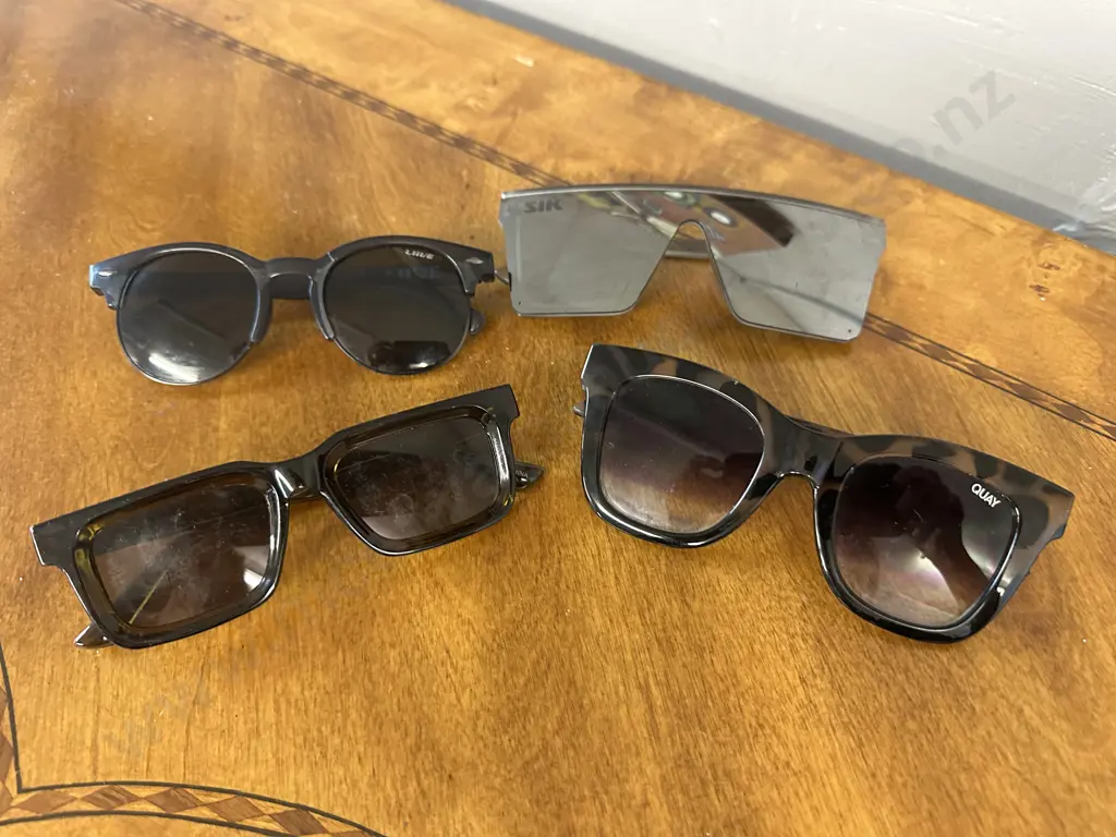 4 Pair of Sunglasses Image 1++