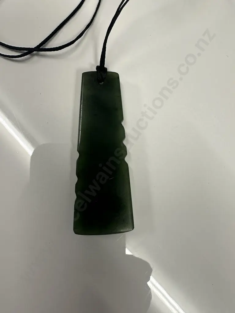 Pounamu Greenstone Necklace, Long Rectangular Shape L7cm. Image 1++