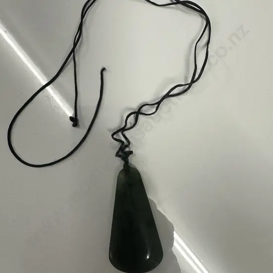 Pounamu Greenstone Necklace L6cm.