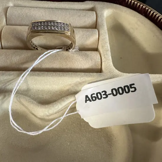 Gold Ring With Clear Stones Stamped Michael Hill 10K 0.15