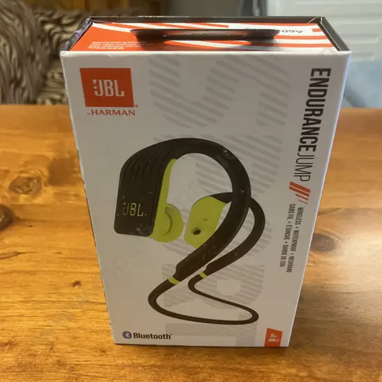 JBL Endurance JUMP Waterproof Wireless Sport In-Ear Headphones