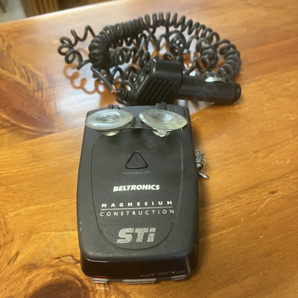 BEL (Beltronics) STi Driver Radar Detector (As Found ) Image 1++