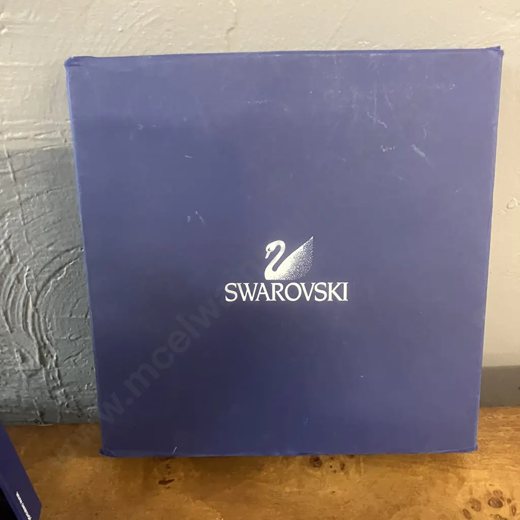 Swarovski Crystal Leaves Necklace, Boxed With Paperwork # 697376 (Neck 38cm) Image 1++