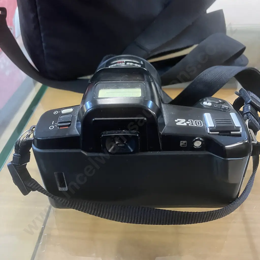 Pentax Z-10 Black Body 35mm SLR Film Camera With Pentax-FA 1:3.5-4.7 28-80mm Lens With Canon Carry Bag Image 1++