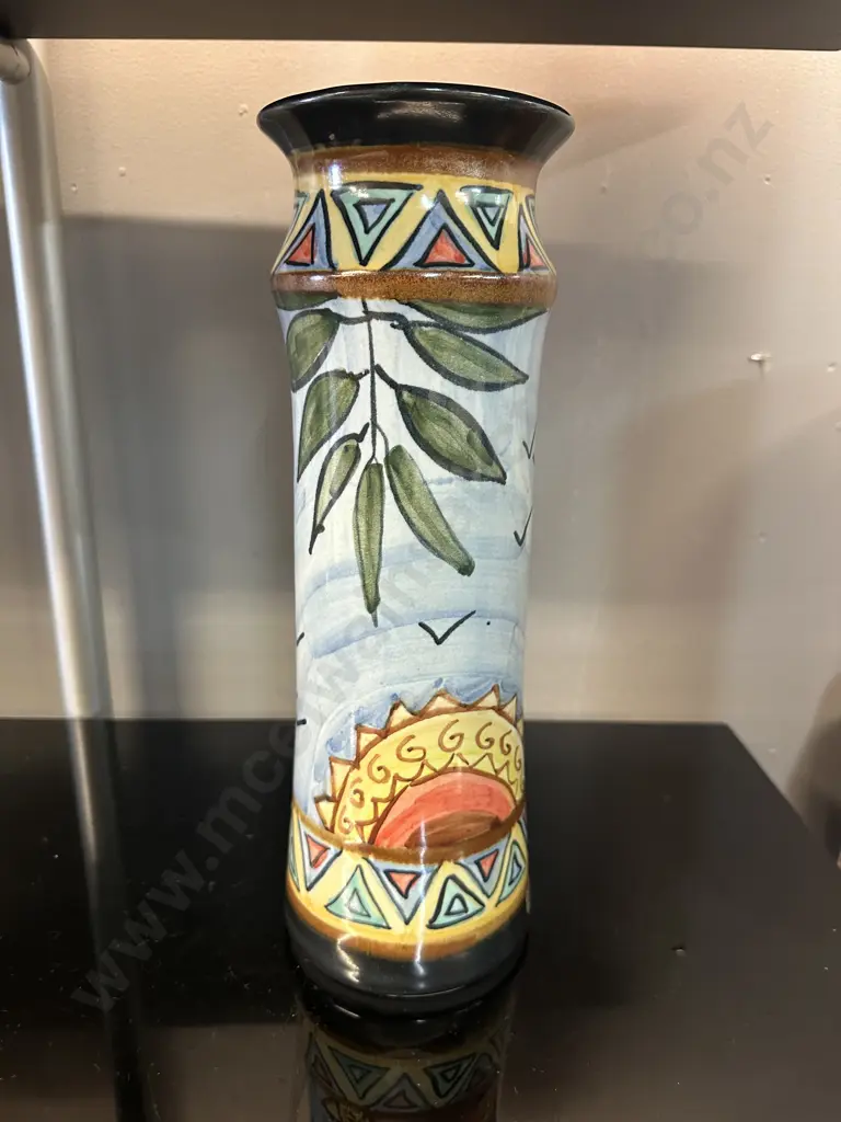 Handmade Vase By Red Barn Pottery Kerikeri H33cm. Image 1++