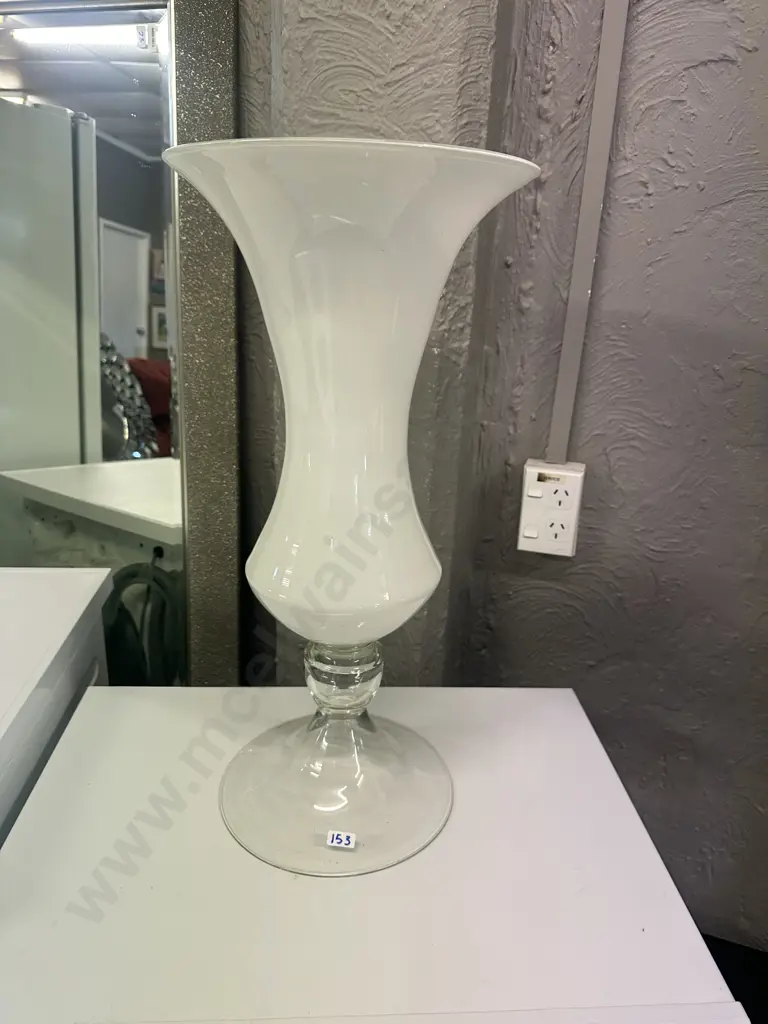 White Art Glass Vase H57cm. Image 1++
