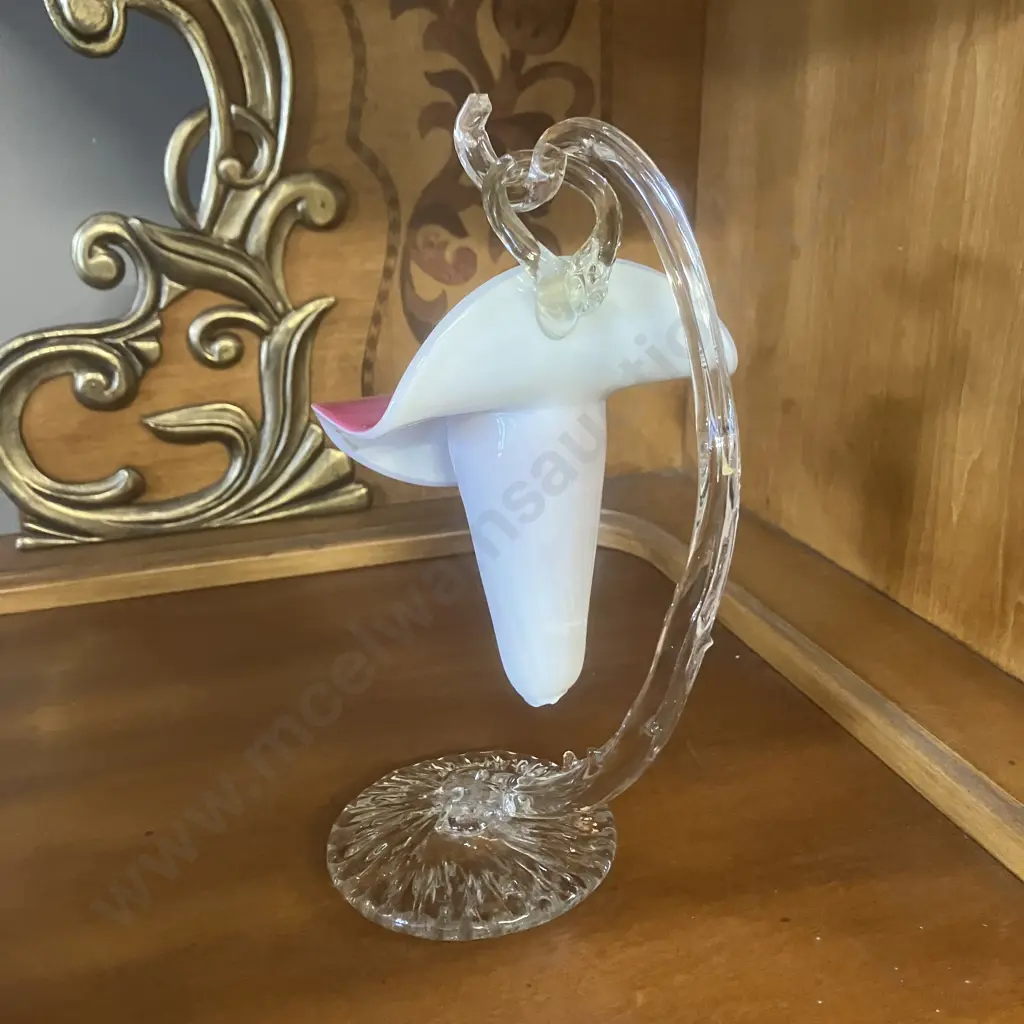 Hanging Tulip Basket With Glass Stand - Uranium Glass Loop & Stand (Both Items Chipped) Image 1++