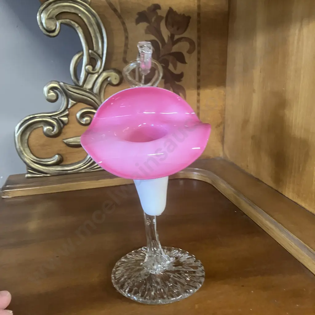 Hanging Tulip Basket With Glass Stand - Uranium Glass Loop & Stand (Both Items Chipped) Image 1++