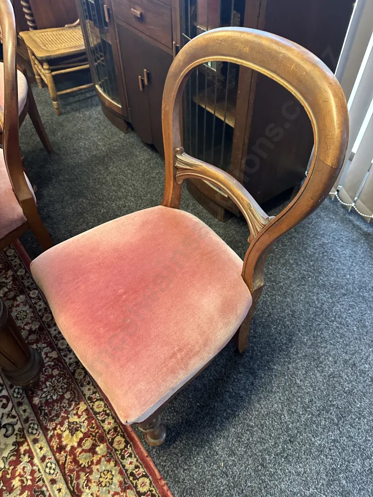 Antique Mahogany Single Leaf Crank Extension Dining Table With Turned Legs, With 6 Victorian Balloon Back Dining Chairs Image 1++