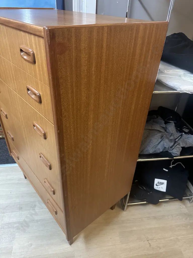 Airest New Zealand Mid-Century Tallboy With 6 Drawers. H114,W77,D47cm. Image 1++