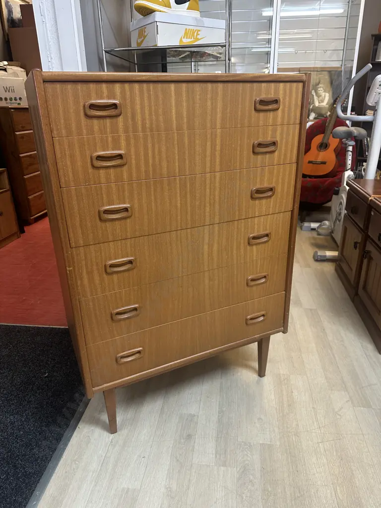 Airest New Zealand Mid-Century Tallboy With 6 Drawers. H114,W77,D47cm. Image 1++